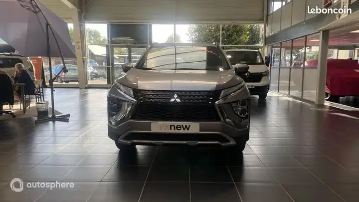 Mitsubishi Eclipse Cross 2023 photo 2