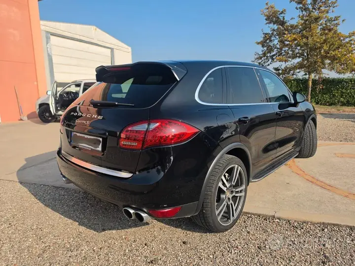 Porsche Cayenne 2011 photo 5