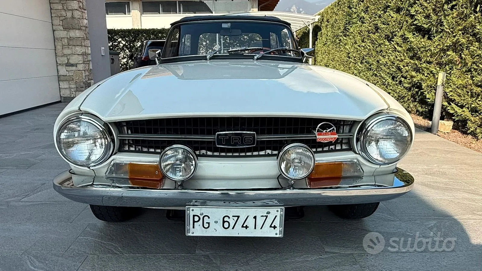 Triumph Tr6 1971 photo 3