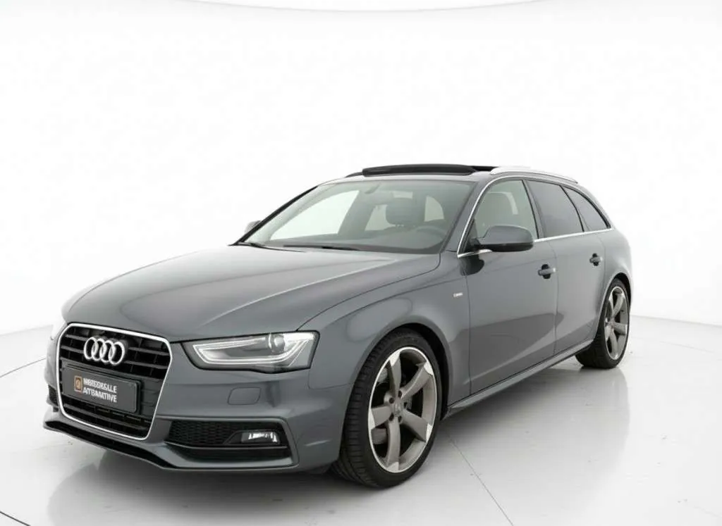 Audi A4 2013 photo 3