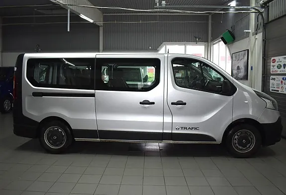 Renault Trafic 2016 photo 2