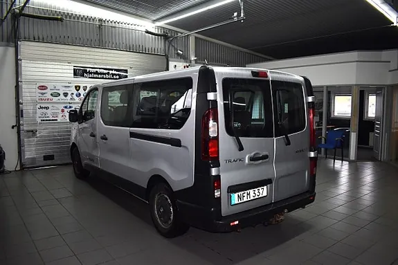 Renault Trafic 2016 photo 4
