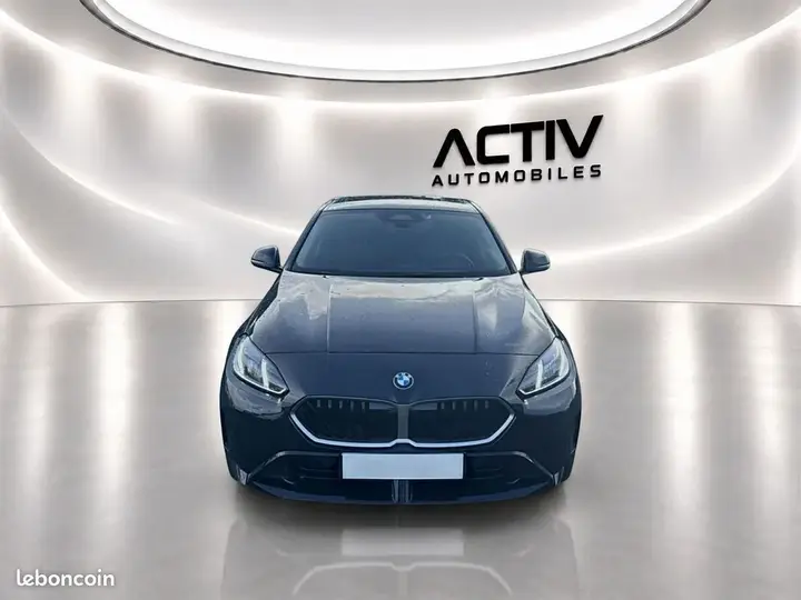 BMW Série 1 2024 photo 2