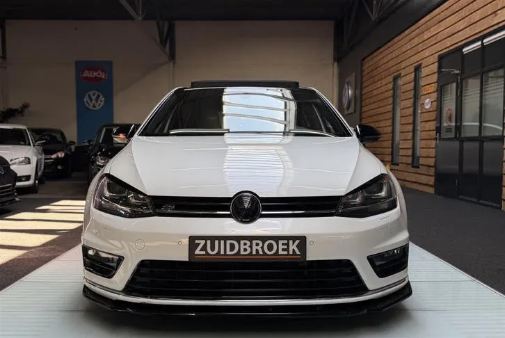 Volkswagen Golf 2016 photo 2