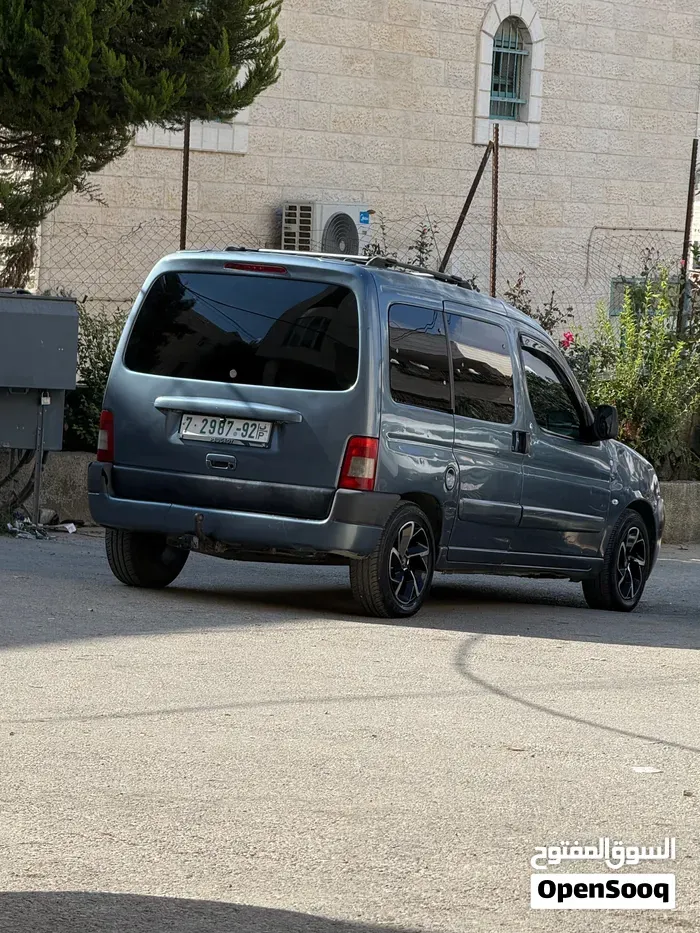 Peugeot Partner 2008 photo 4