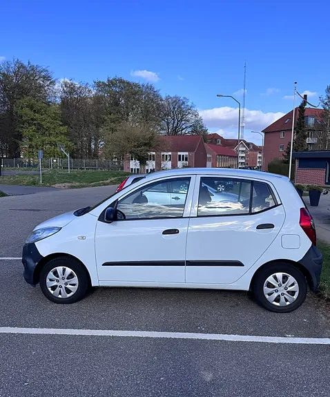 Hyundai I10 2013 photo 2