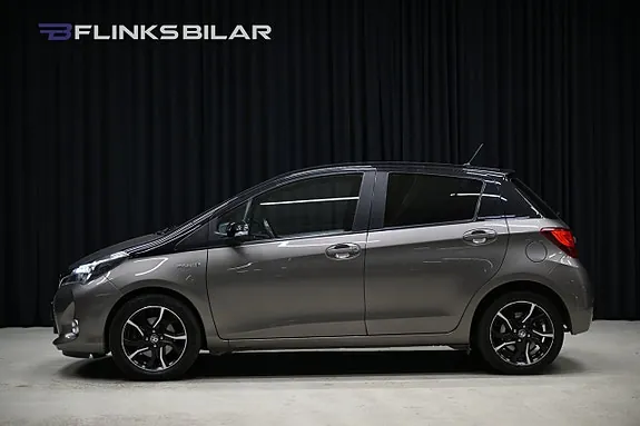 Toyota Yaris 2016 photo 2