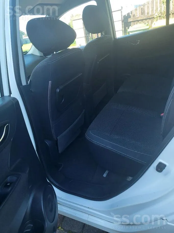 Renault Koleos 2011 photo 5