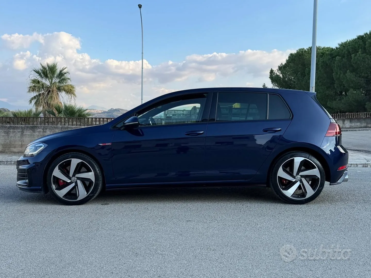Volkswagen Golf Gti 2018 photo 2