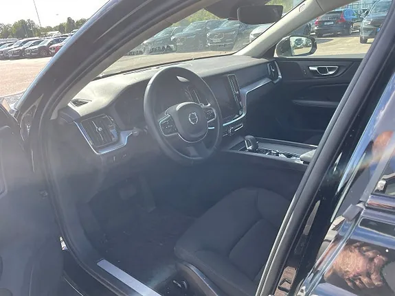 Volvo V60 2022 photo 5