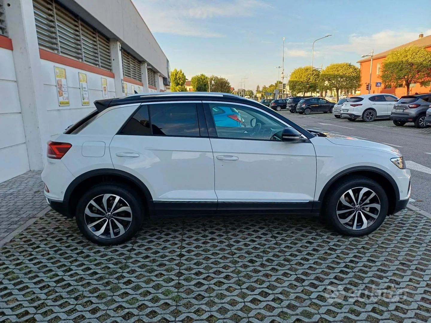 Volkswagen T-Roc 2023 photo 5