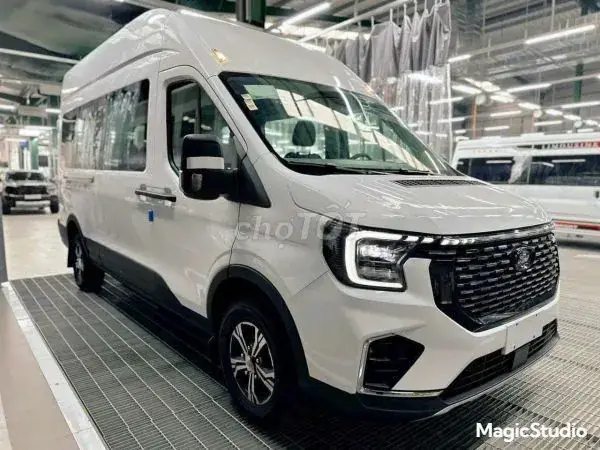 Ford Transit 2026 photo 2