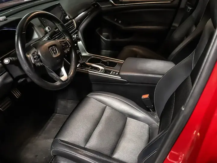 Honda Accord 2018 photo 2