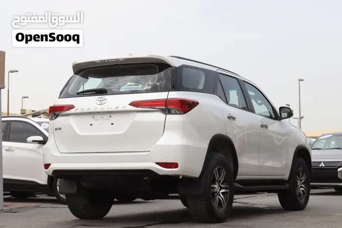 Toyota Fortuner 2024 photo 4