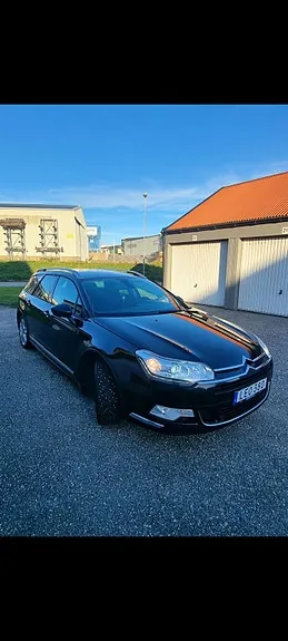 Citroen C5 2011 photo 2