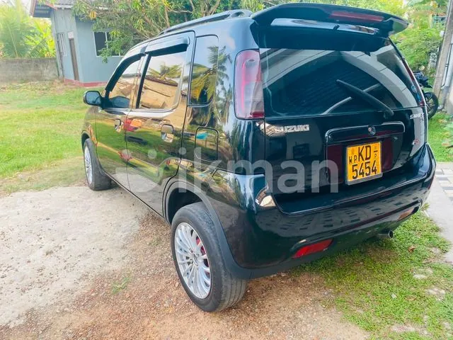 Suzuki Swift 2005 photo 2