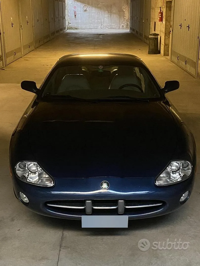 Jaguar Xk8