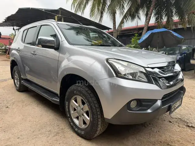 Isuzu Mu-X