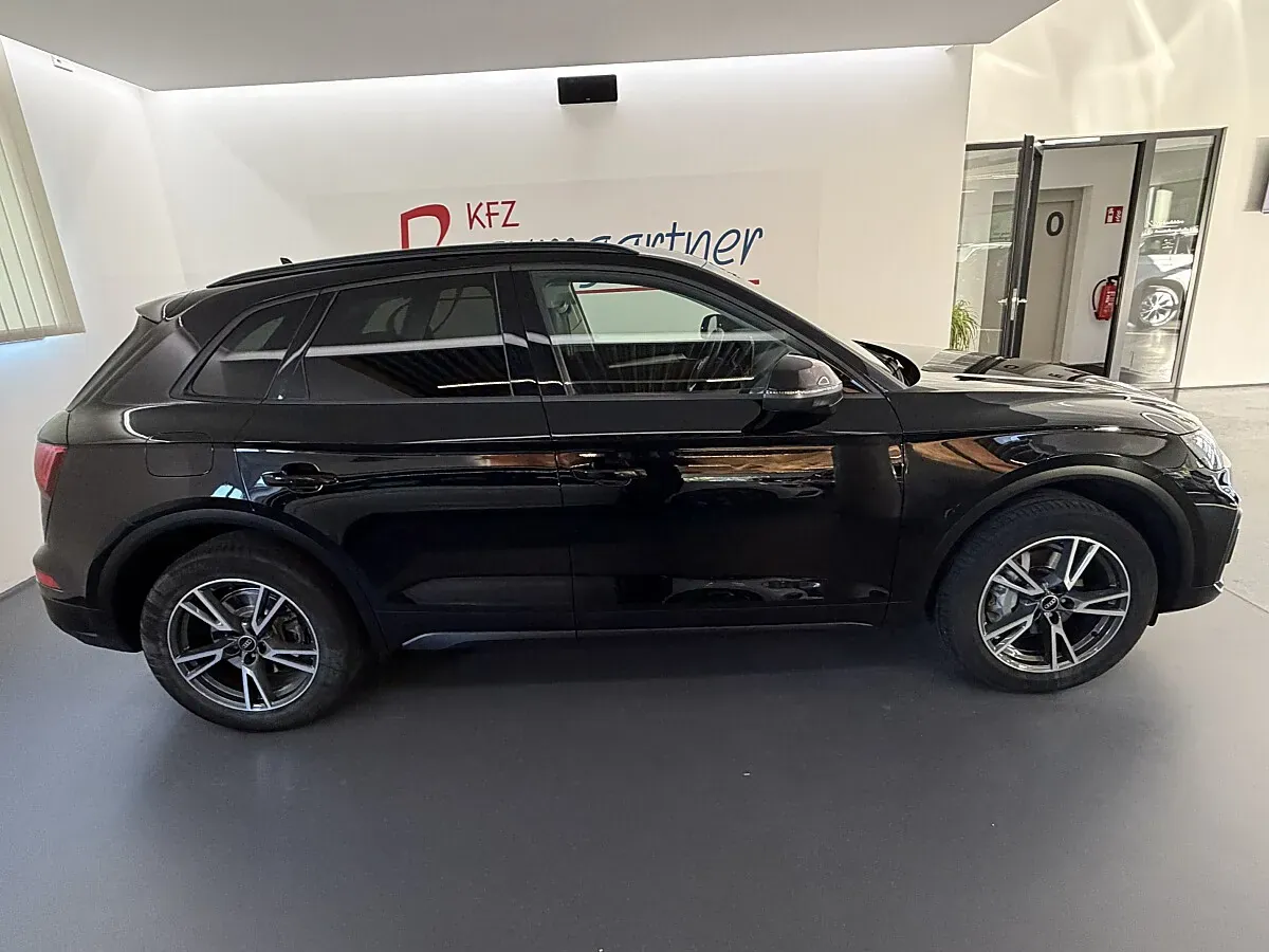 Audi Q5 2023 photo 3
