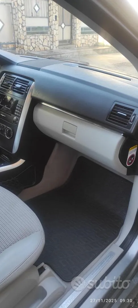 Mercedes-Benz B