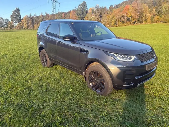 Land Rover Discovery 5 2019 photo 3
