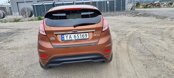 Ford Fiesta 2013 photo 4