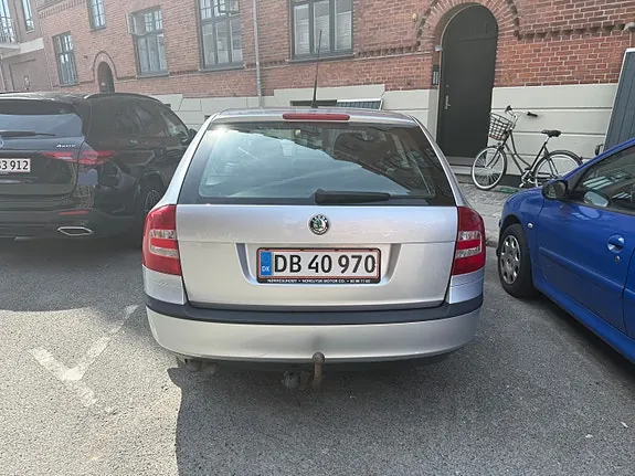 Skoda Octavia 2008 photo 5
