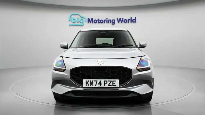 Suzuki Swift 2024 photo 3
