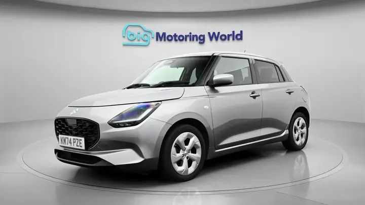 Suzuki Swift 2024 photo 2