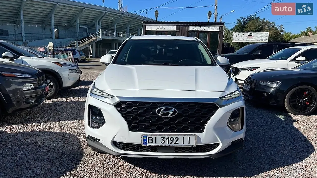 Hyundai Santa Fe 2019 photo 3