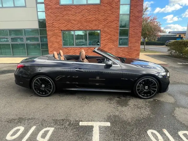 Mercedes-Benz Cle 2024 photo 2