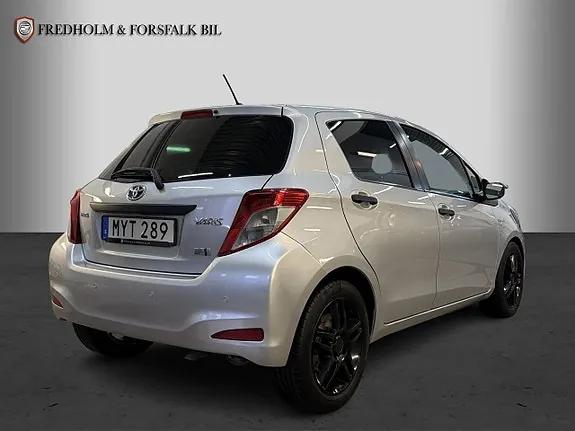 Toyota Yaris 2014 photo 5
