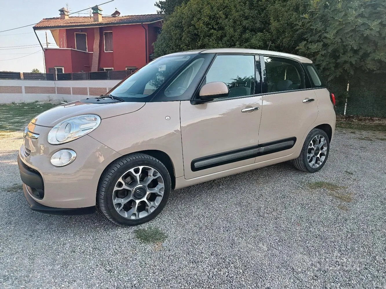 Fiat 500L 2017 photo 2