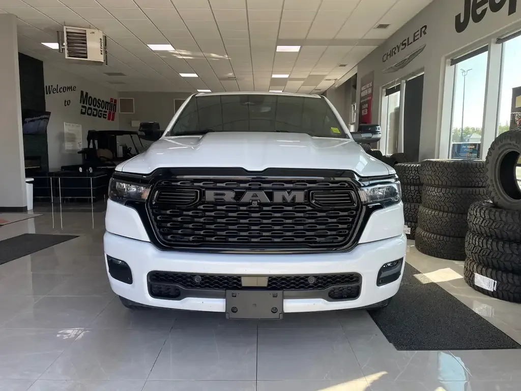 Ram 1500 2025 photo 2