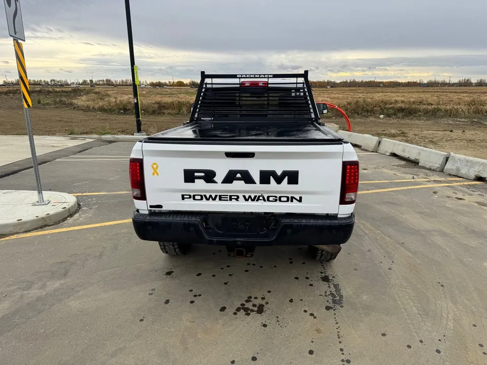 Ram 2500 Power Wagon 2017 photo 3