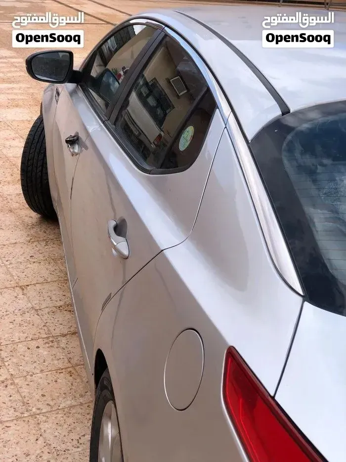 Kia Optima 2011 photo 4
