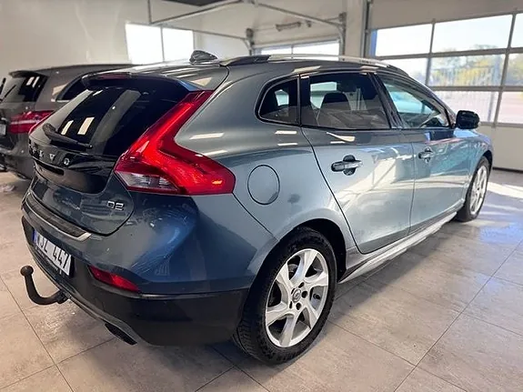 Volvo V40 Cross Country 2014 photo 4