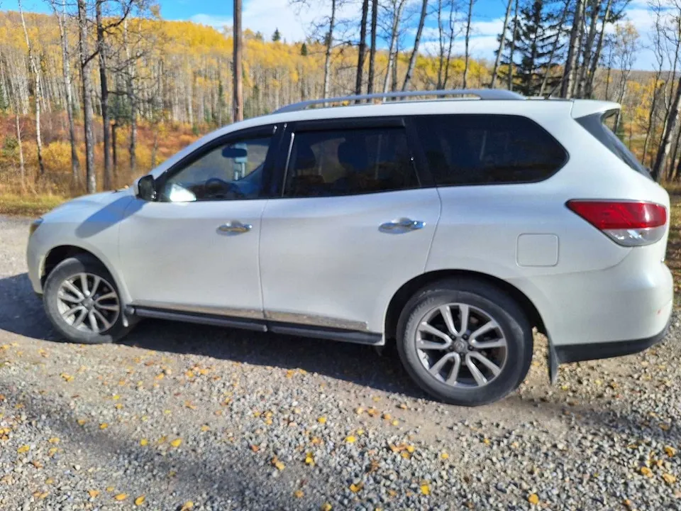 Nissan Pathfinder 2015 photo 4