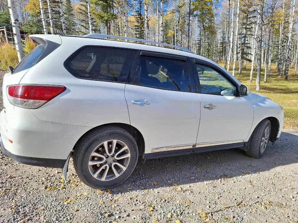 Nissan Pathfinder 2015 photo 5