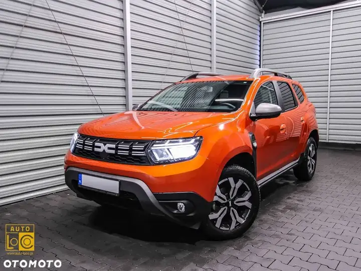 Dacia Duster 2023 photo 2