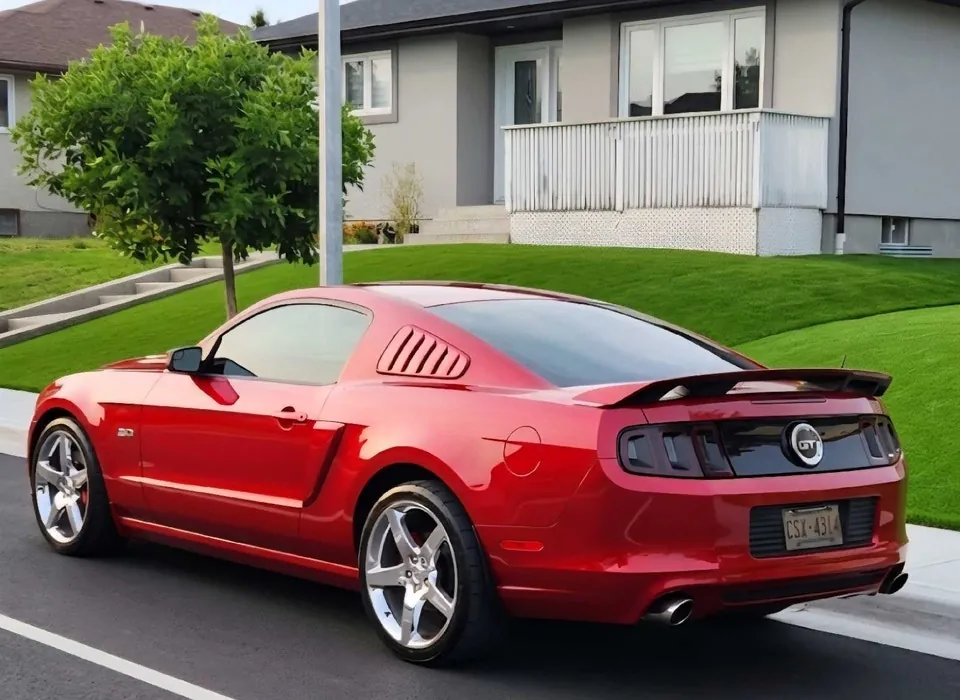 Ford Mustang 2013 photo 2