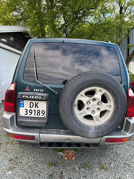 Mitsubishi Pajero 2002 photo 2