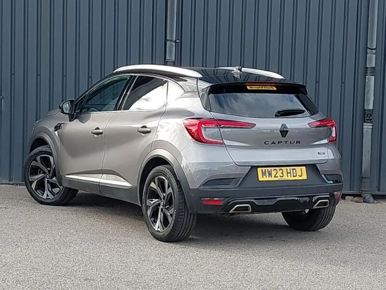 Renault Captur 2023 photo 2