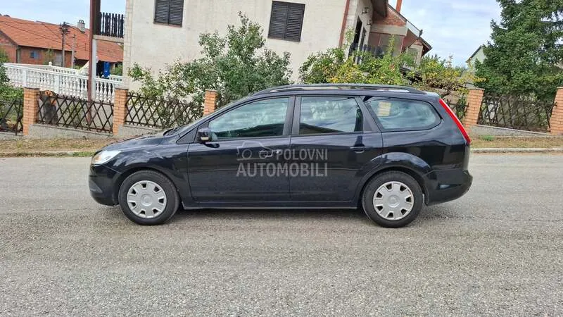 Ford Focus 2010 photo 5