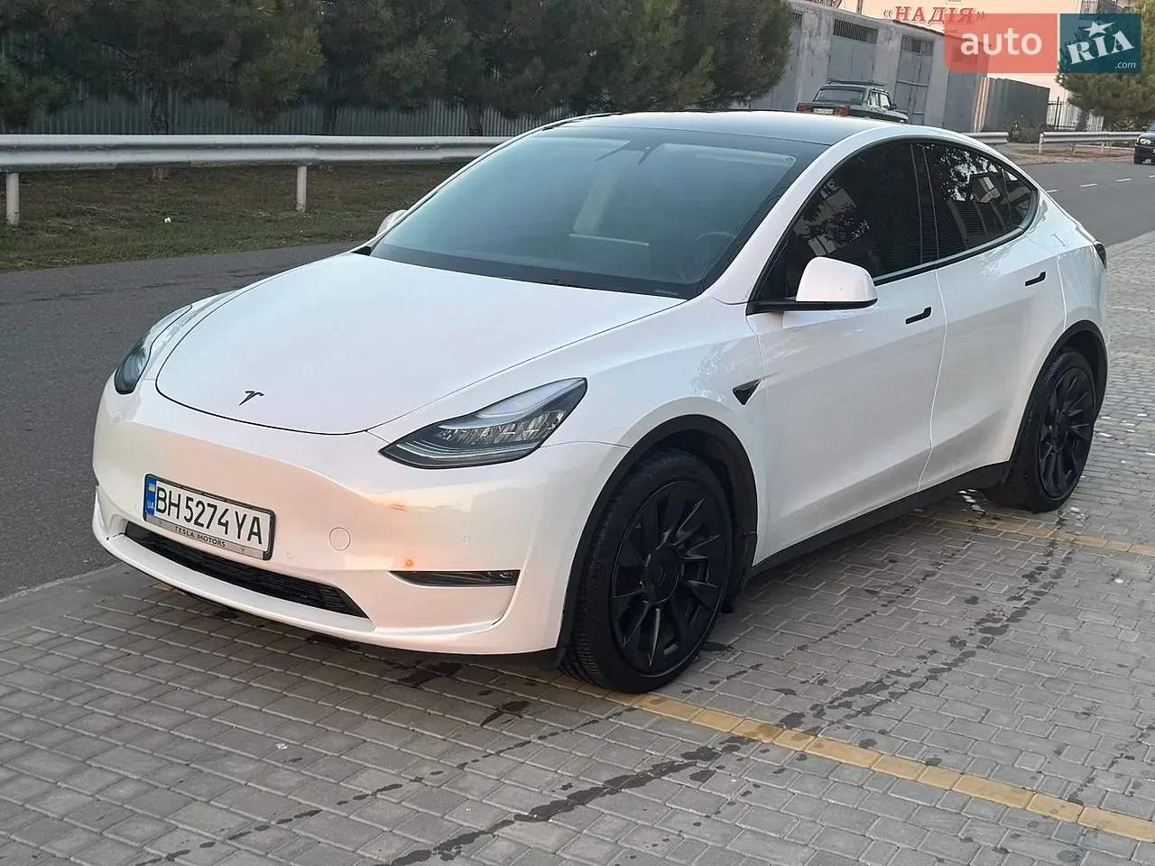 Tesla Model Y 2021 photo 4