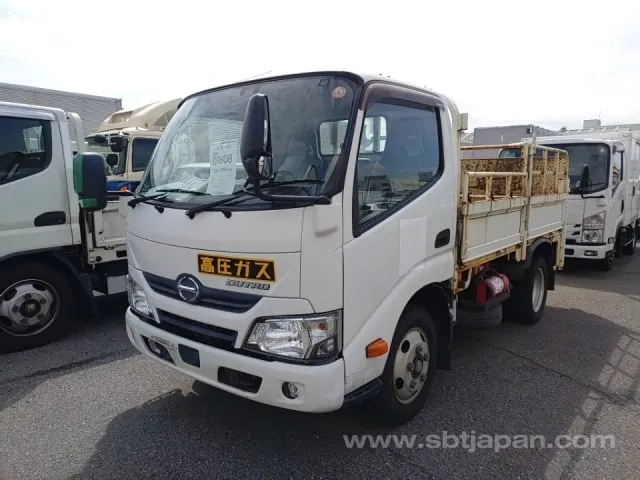 Hino Dutro