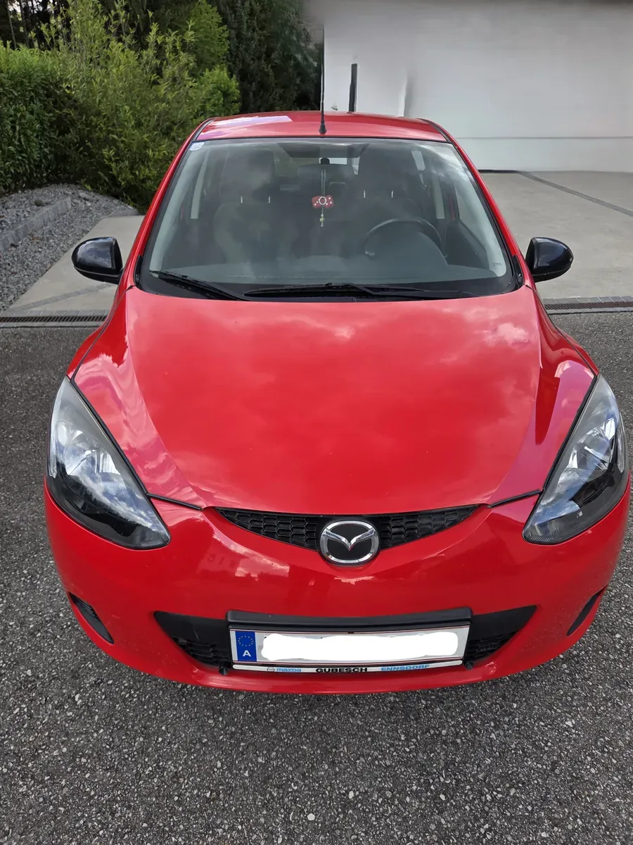 Mazda Mazda2