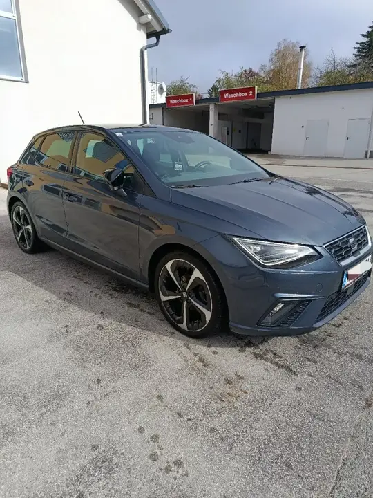 Seat Ibiza 2024 photo 2