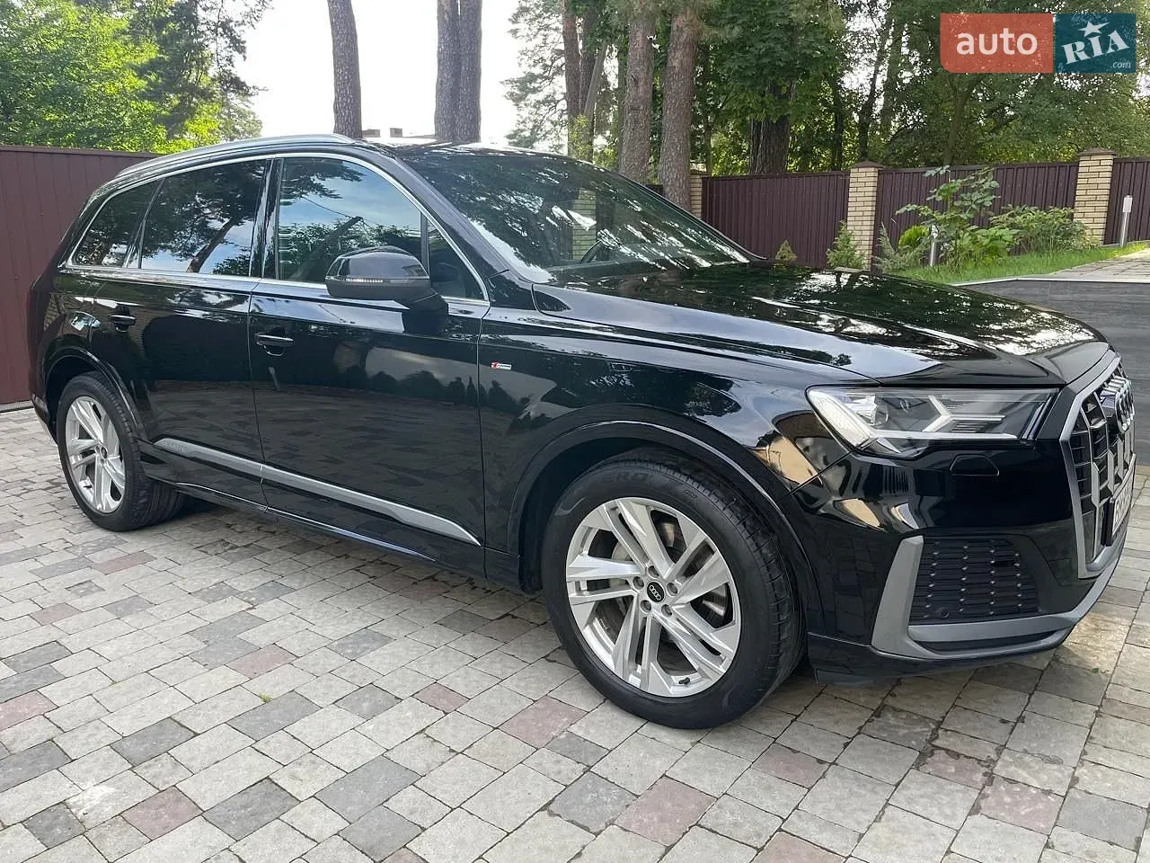 Audi Q7 2022 photo 2