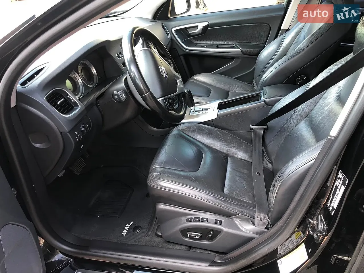 Volvo S60 2012 photo 3